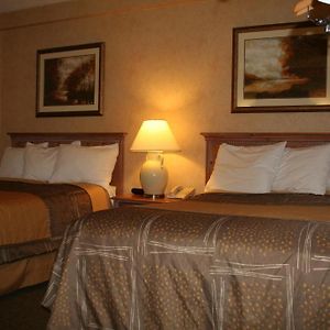 Queen Suite